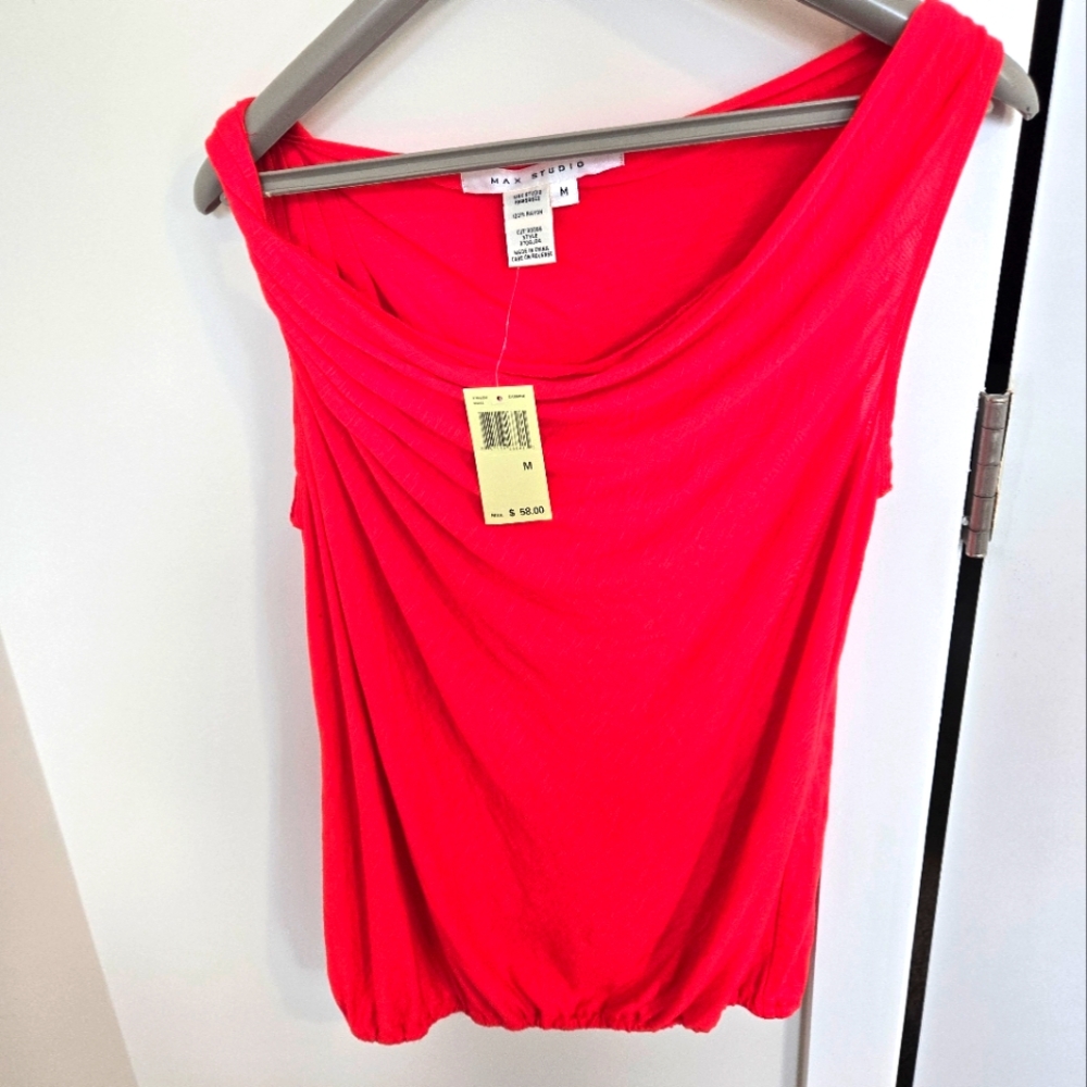 Max Studio Red Draped Top sz M NWT